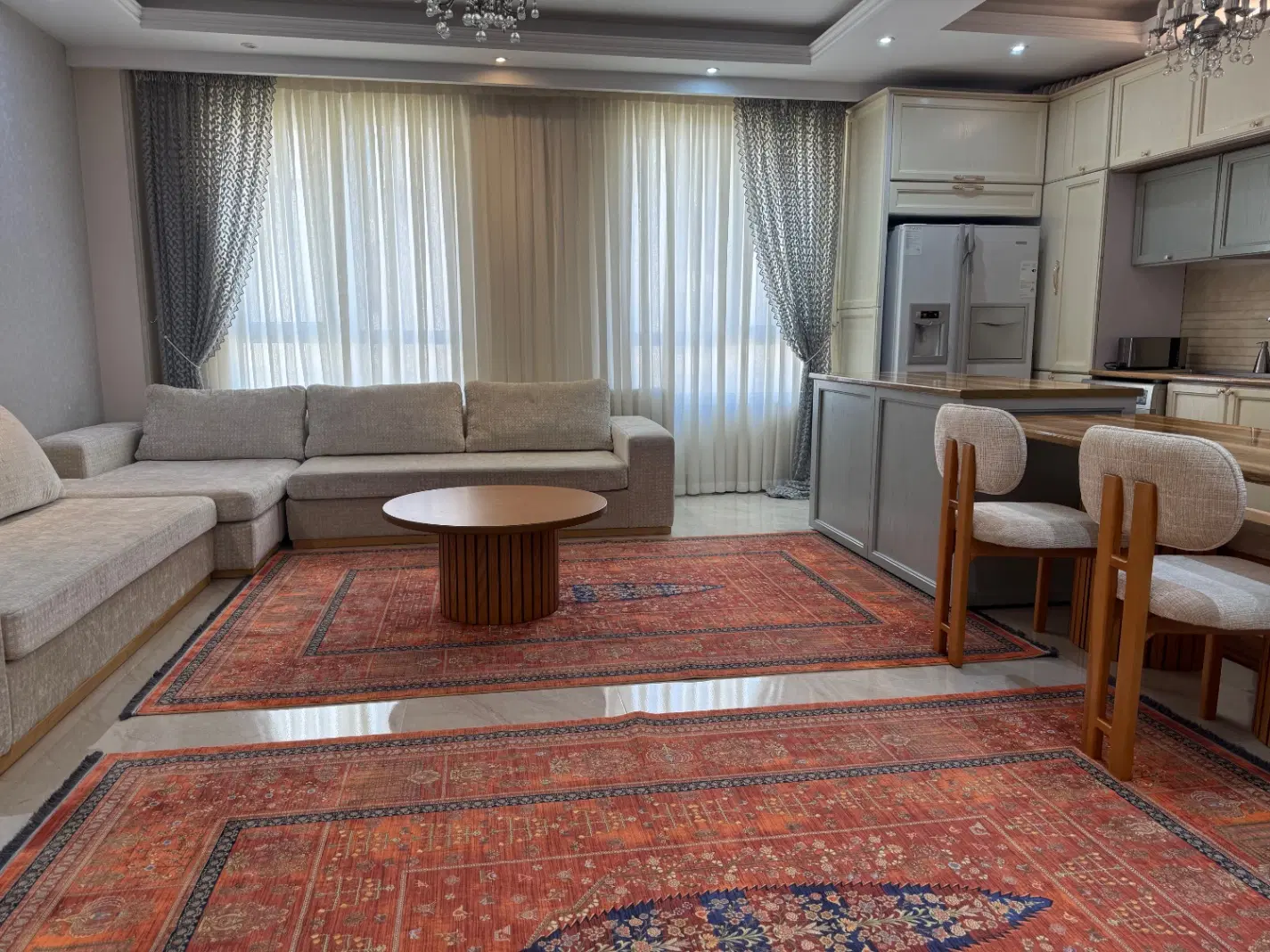 آپارتمان ۸۴متری بازرگان