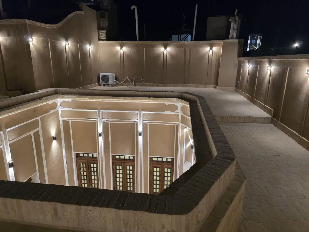 زمینها ۱۰۰۰ متری مزروعی