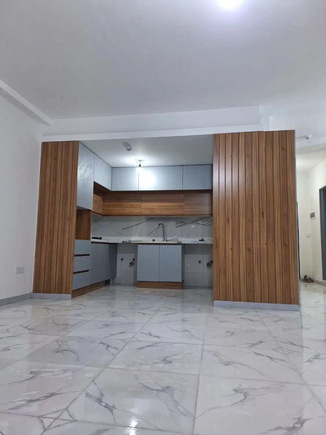 آپارتمان  2 خوابه