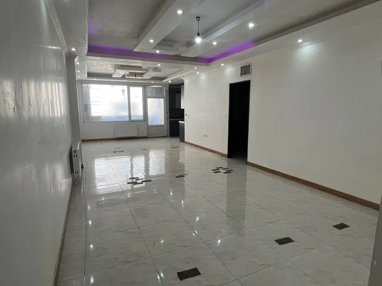 آپارتمان ۱۰۰متری نوساز با پارکینگ