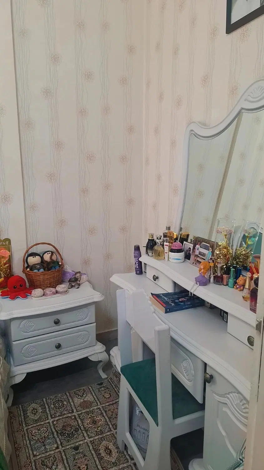 واحد ۶۱ متری ، دوخواب خوش ساخت + پارکینگ