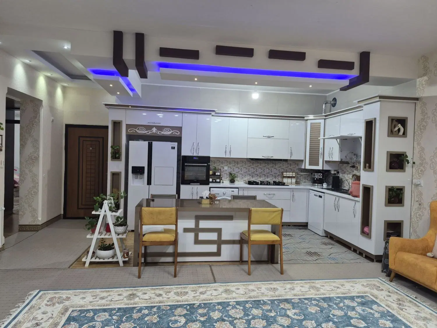 فروش منزل مسکونی زرقان