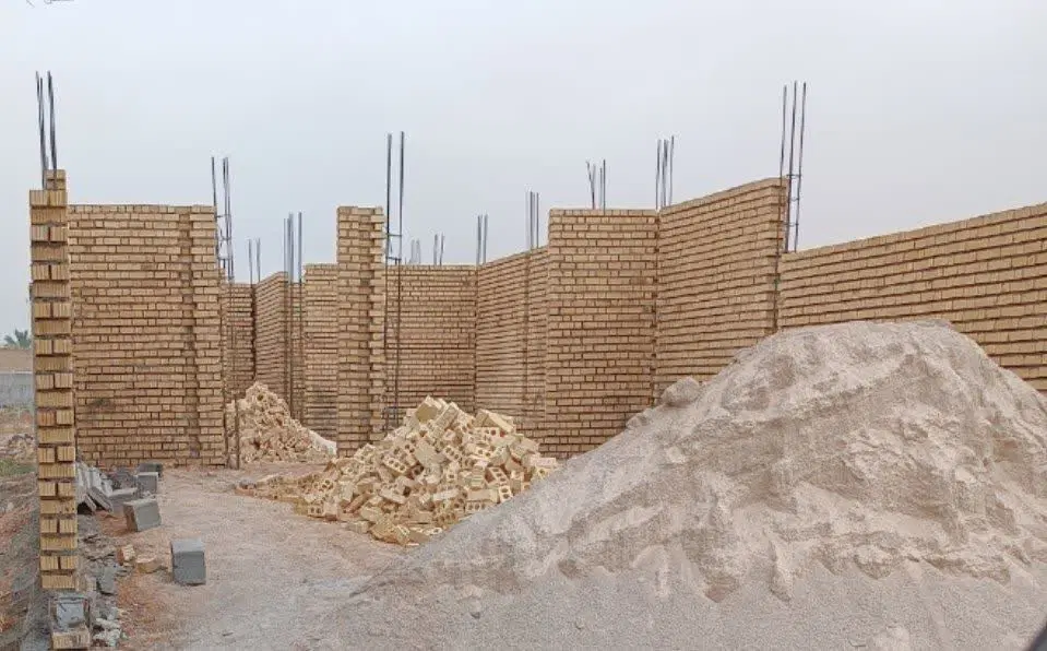 فروش منزل مسکونی نیمه کاره