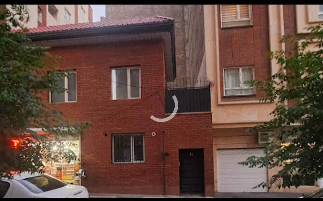 ۲۰۰ متر سند اداری