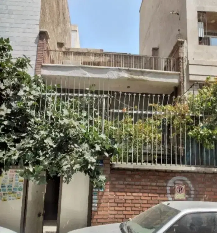خانه کلنگی ۹۰ متری