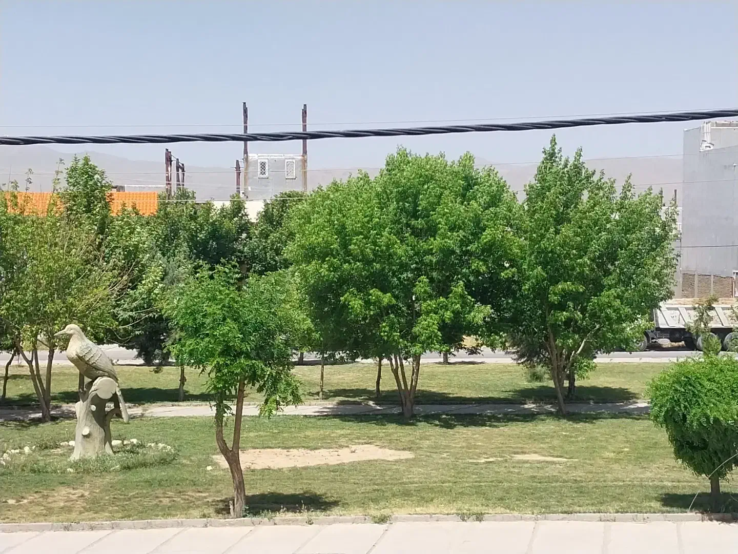 واحد ۱۲۰ متری در کوی ایثار