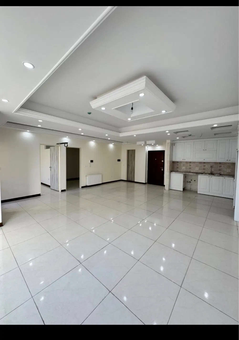 فروش آپارتمان ۹۰ متری واقع در اندیشه فاز بک