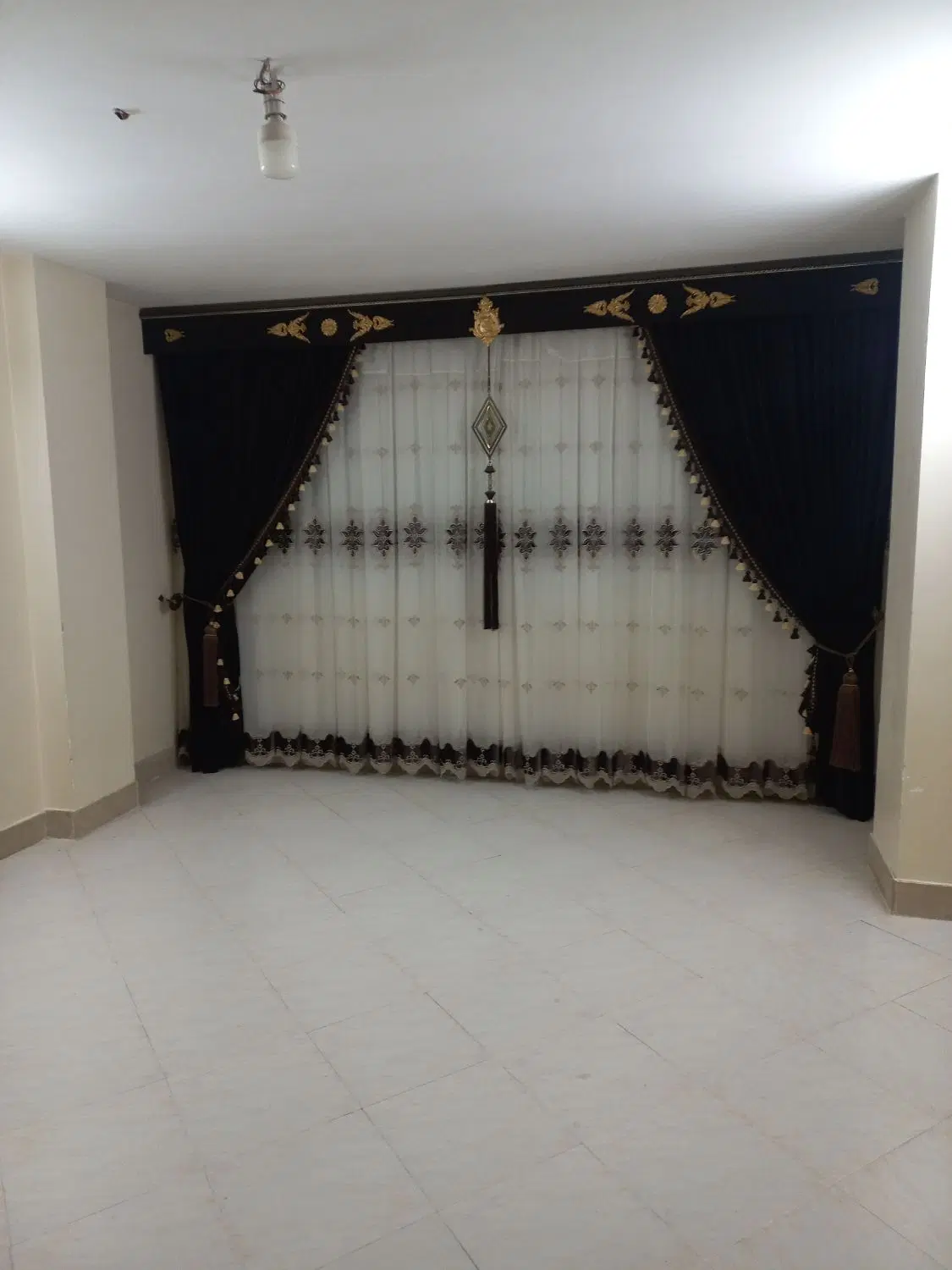 رهن واجاره آپارتمان طبقه4.شهر مجلسی.