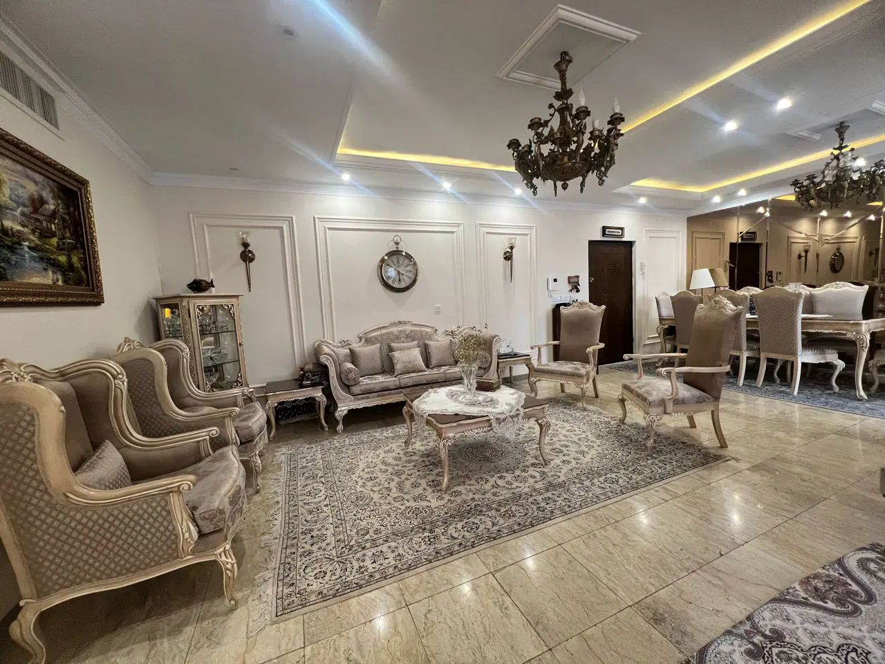 ۹۵متر درحدنوساز رو به افتاب