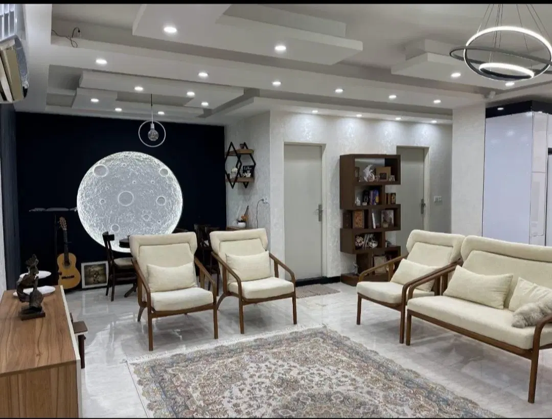 ۹۰ متر  سعدی