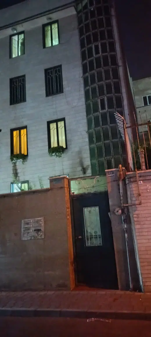 خانه ۵۰ متری در حق گویان