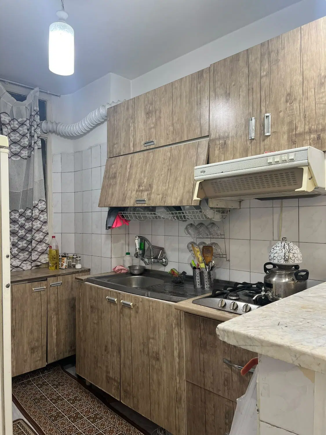 ۴۷ متر  (بازسازی شده ، کف پارکت ، دیوار کاغذ)