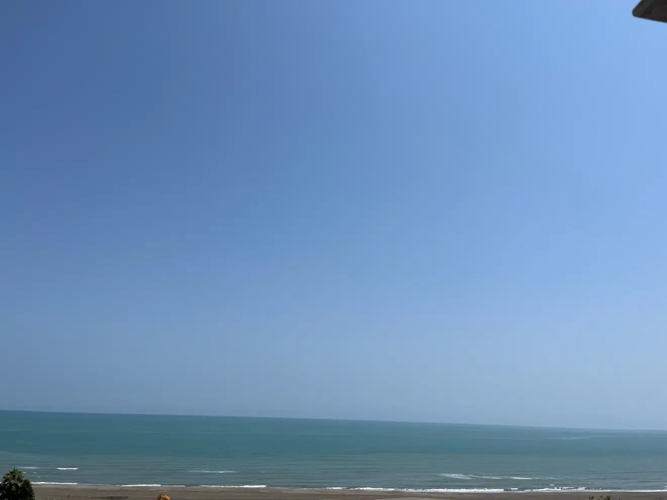 آپارتمان ۱۲۵ متری ساحل طلایی