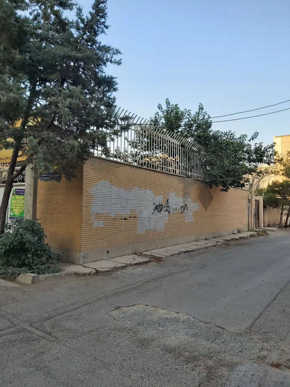 ویلایی ۲ نبش_مناسب سکونت و ساخت_شهرک بنفشه