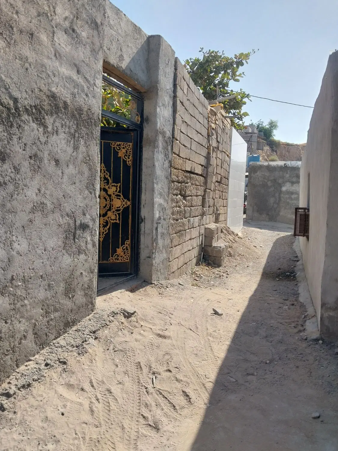 خانه کلنگی ششصد دستگاه نیاز به تعمیر