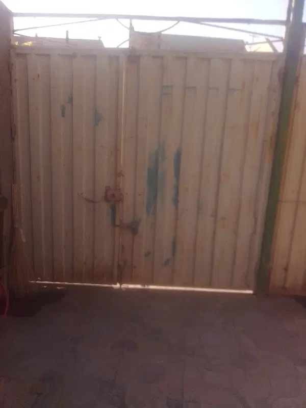خونه نیمه ساخت