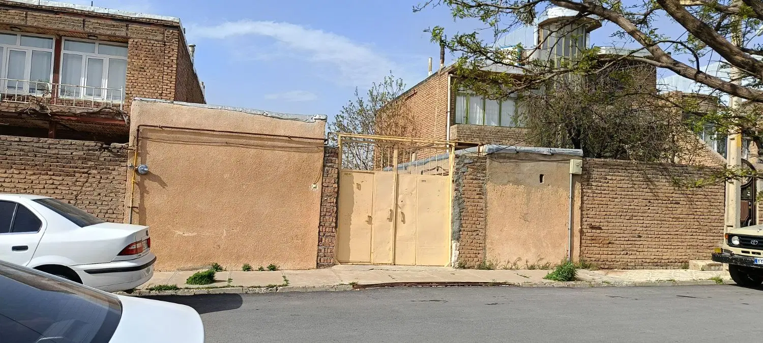 فروش زمین در بهارستان غربی