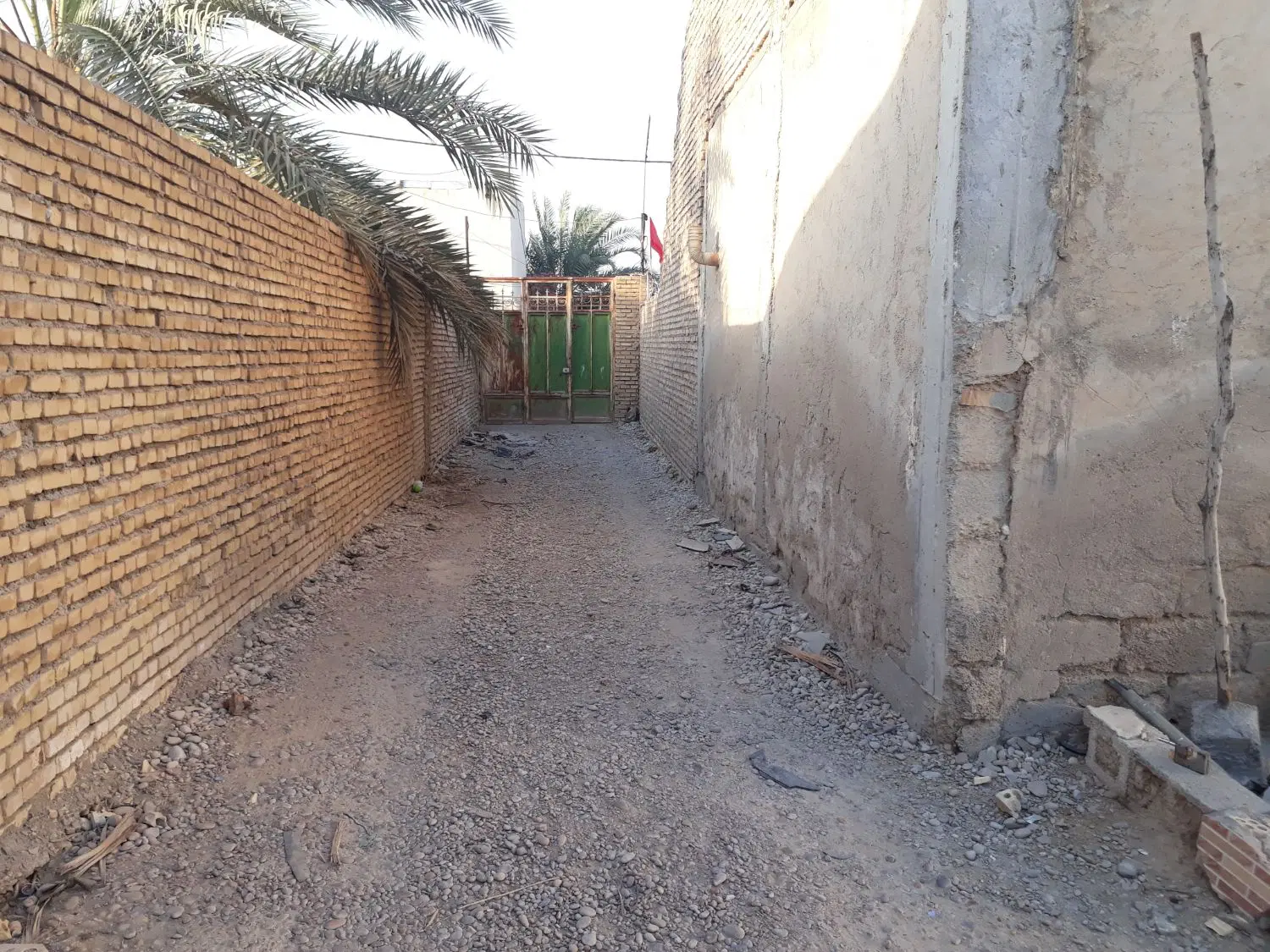 زمین مسکونی ۳۰۰ متر