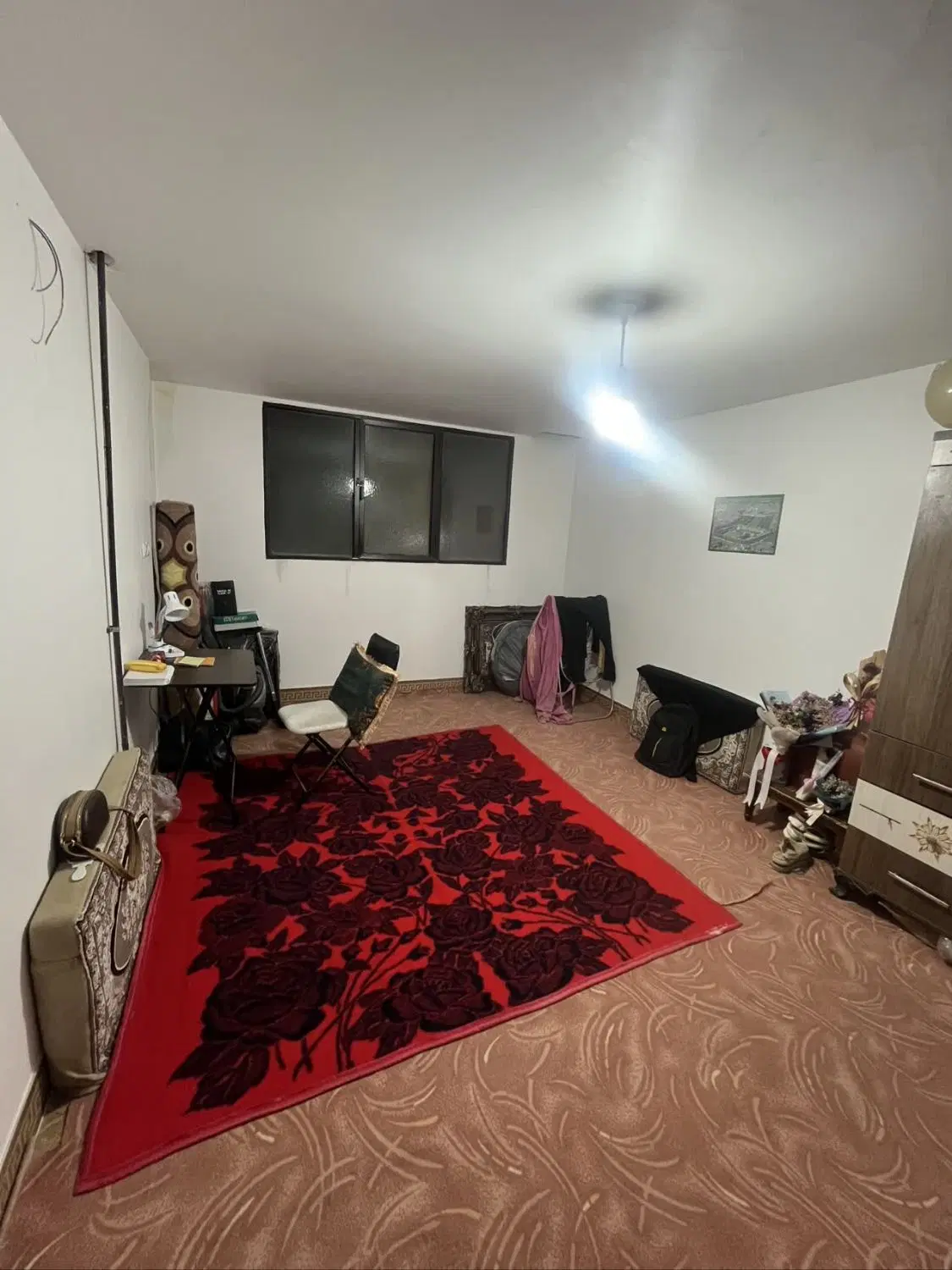خانه ی اجاره ای دربست و بزرگ