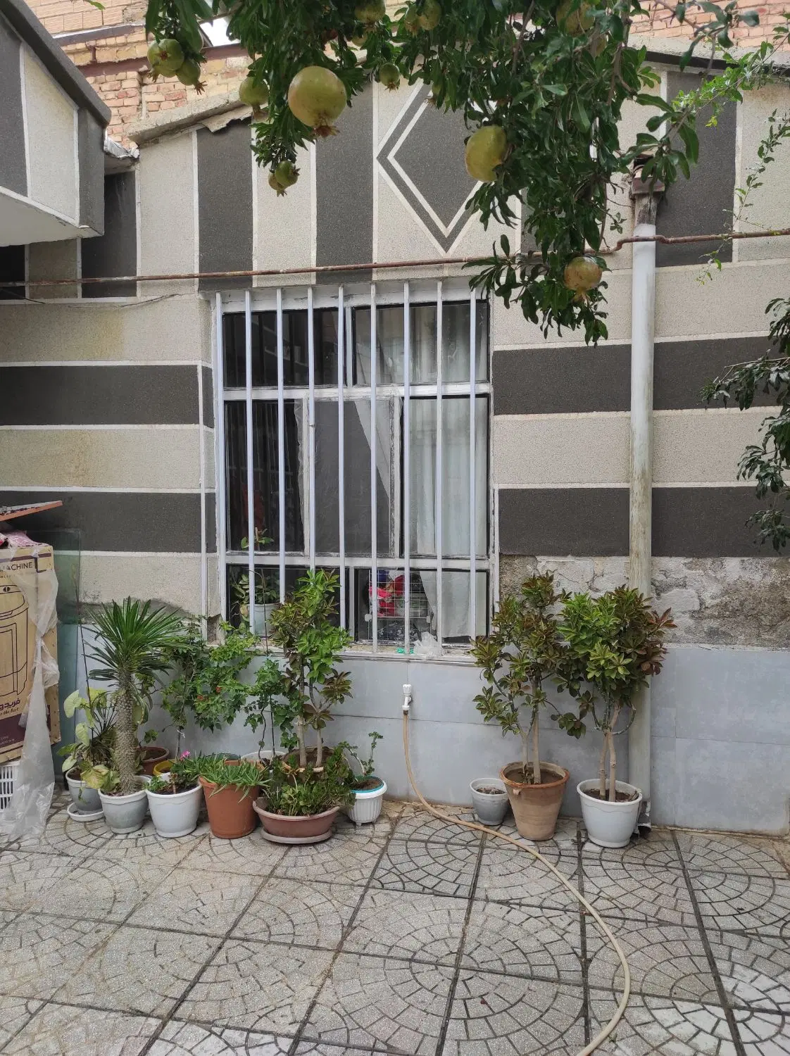 خانه مسکونی استاد شهریار کوی 19