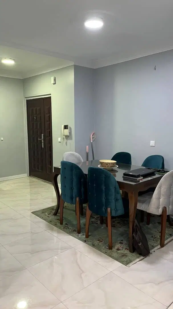 ۱۰۰ متر فول امکانات خوش نقشه