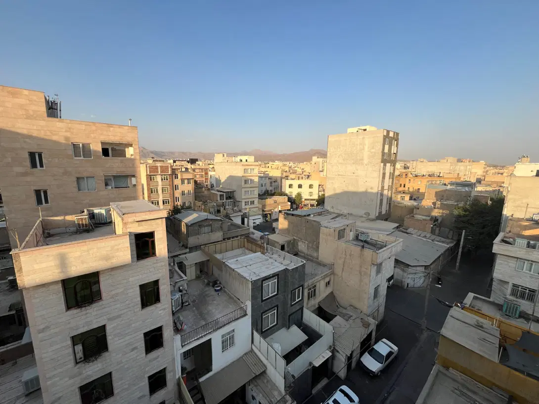 نوساز ۱۱۰ متری ۳ خواب ویودار فول امکانات