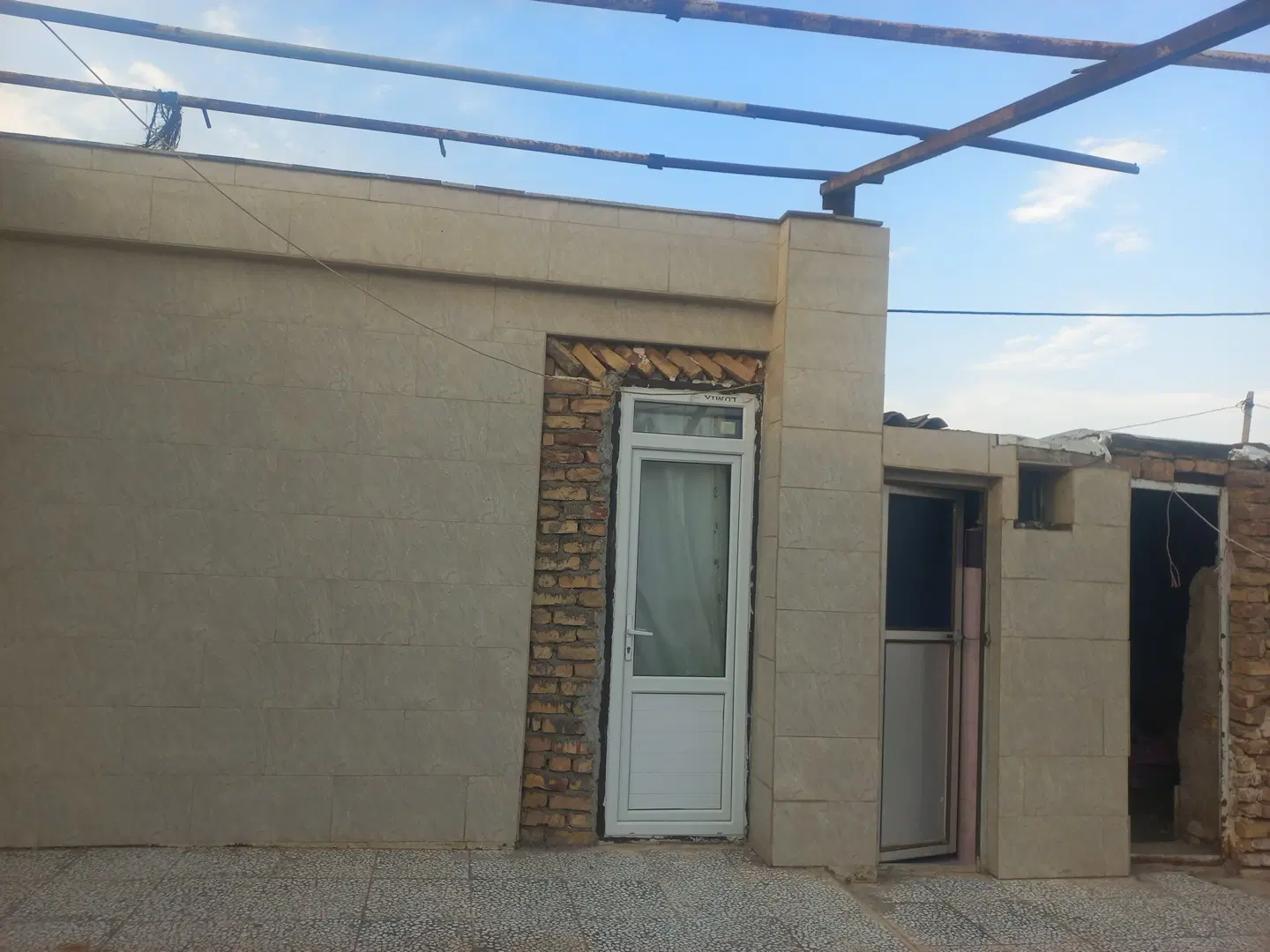 یه خانه مسکونی
