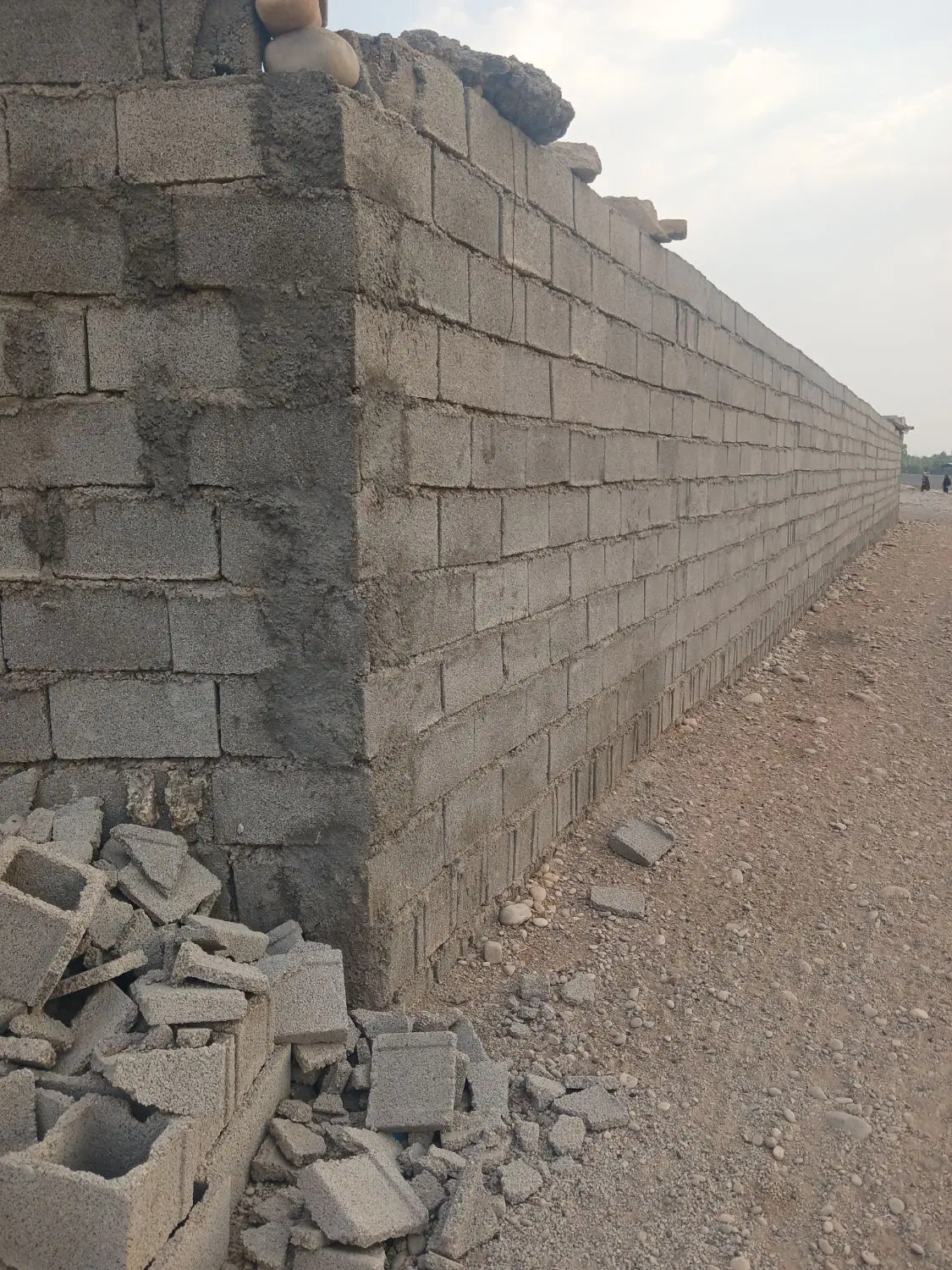 یک تیکه زمین مسکونی