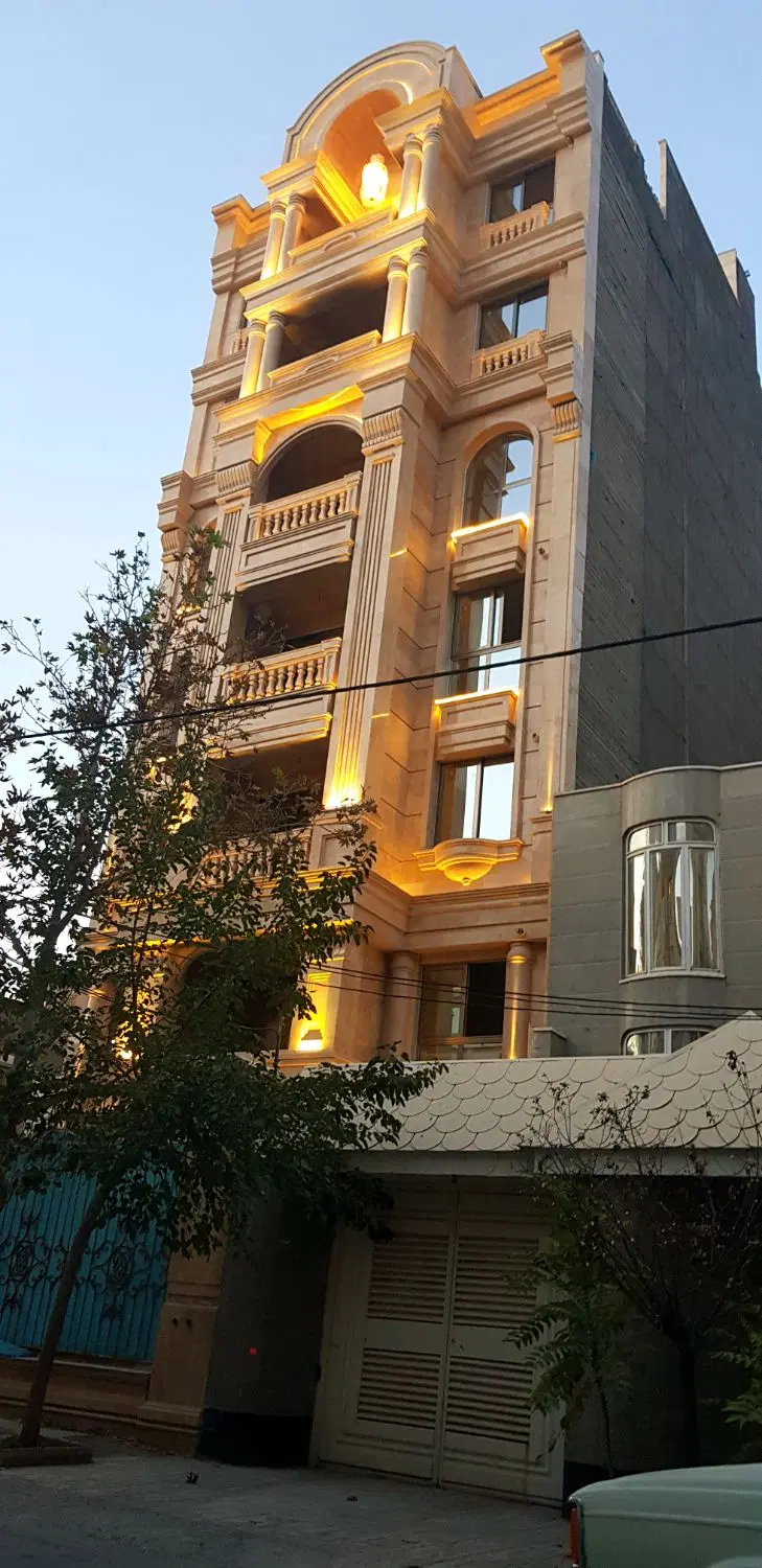آپارتمان اوایل بلوار فرهنگ ۱۵۰ متر .ملل.