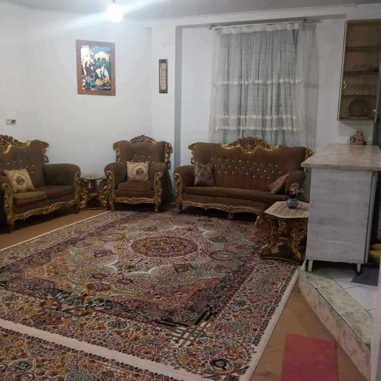 آپارتمان ۹۰ متر بلوار پیروزی