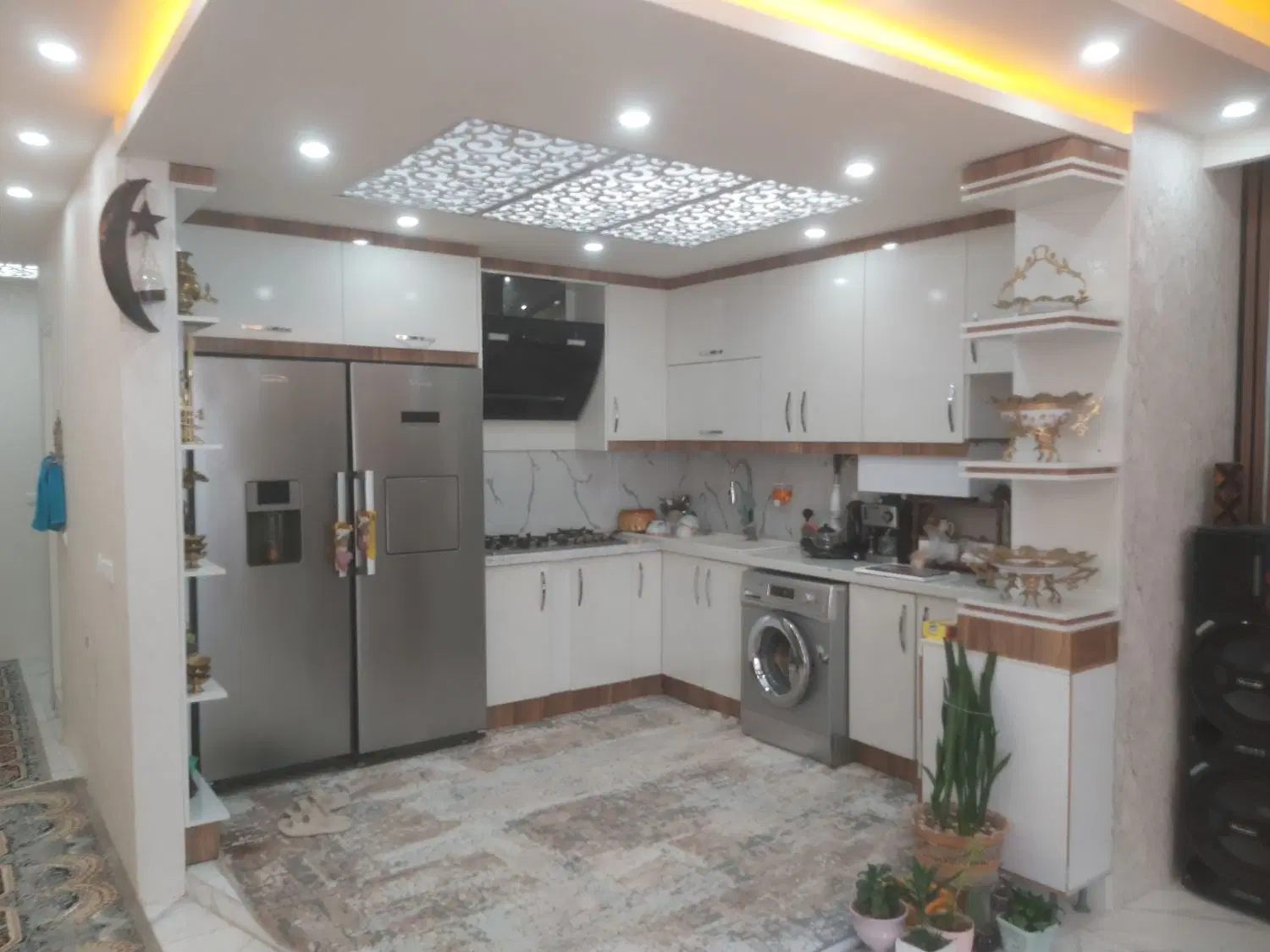 واحد آپارتمانی فول در عباسیه