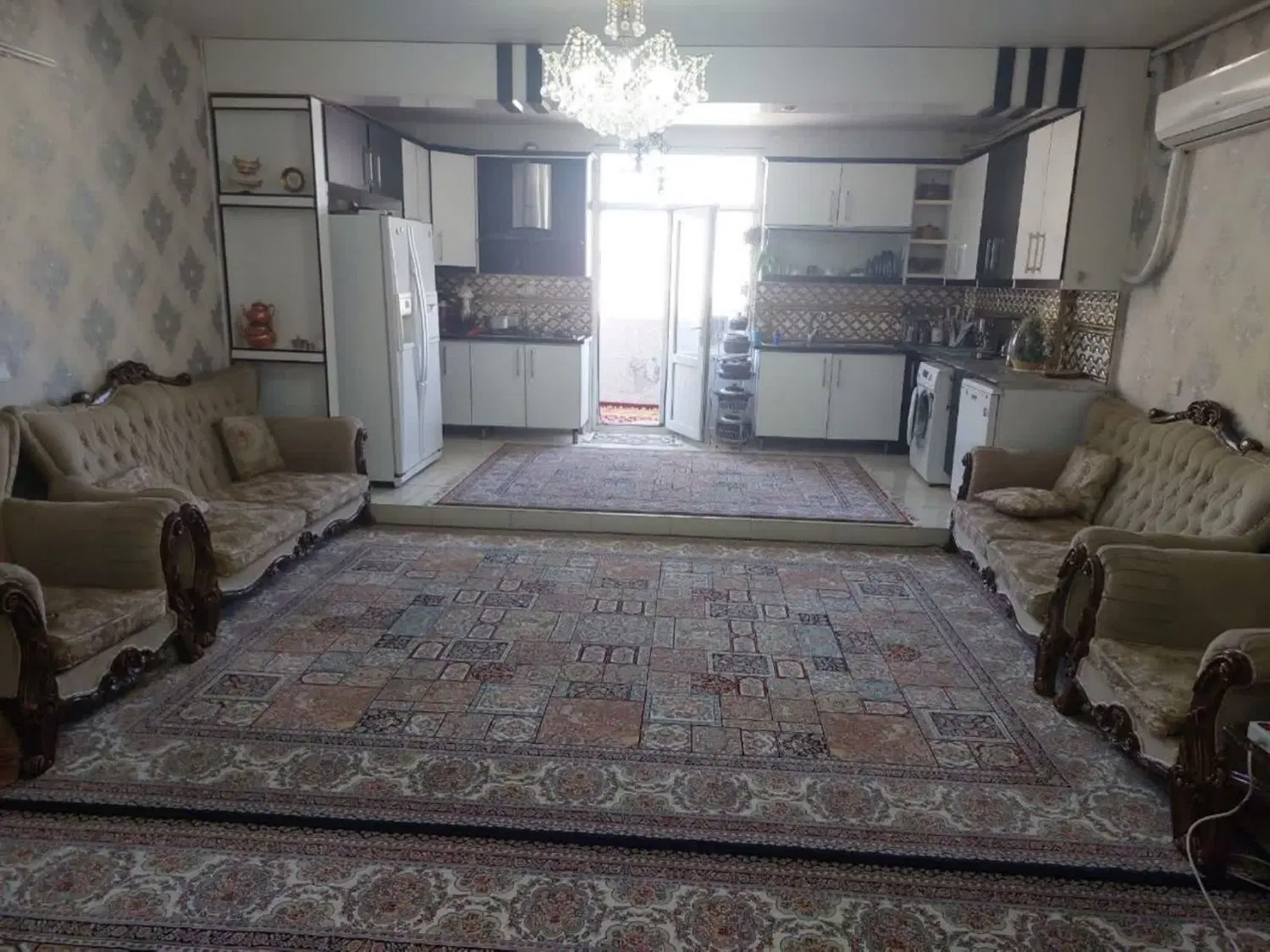 آپارتمان 102 متری علوی