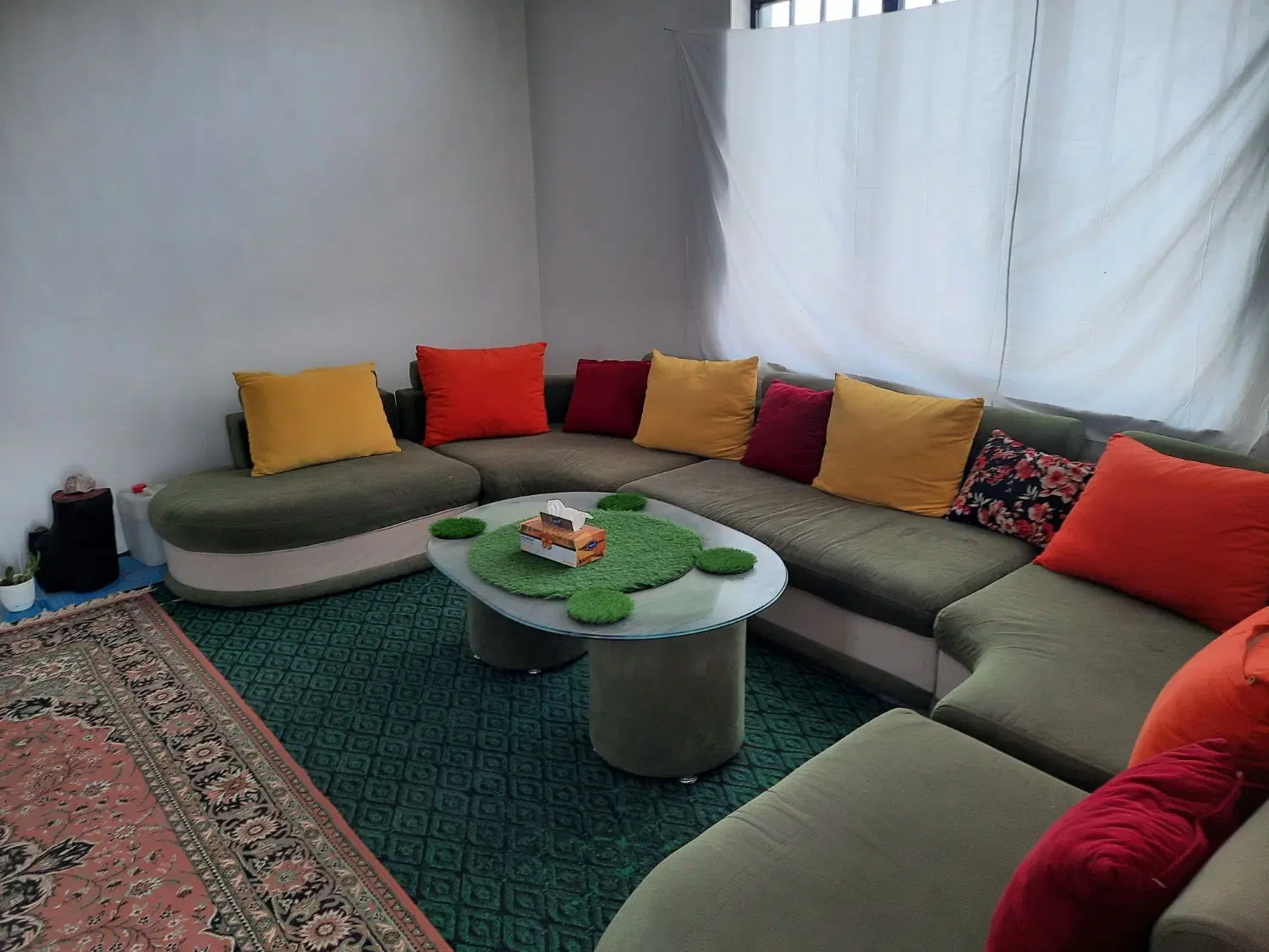 باغ در آخولا