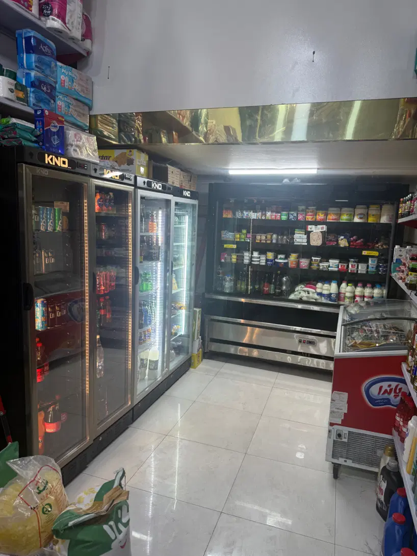 واگذاری سوپر مارکت با تمامی وسایل
