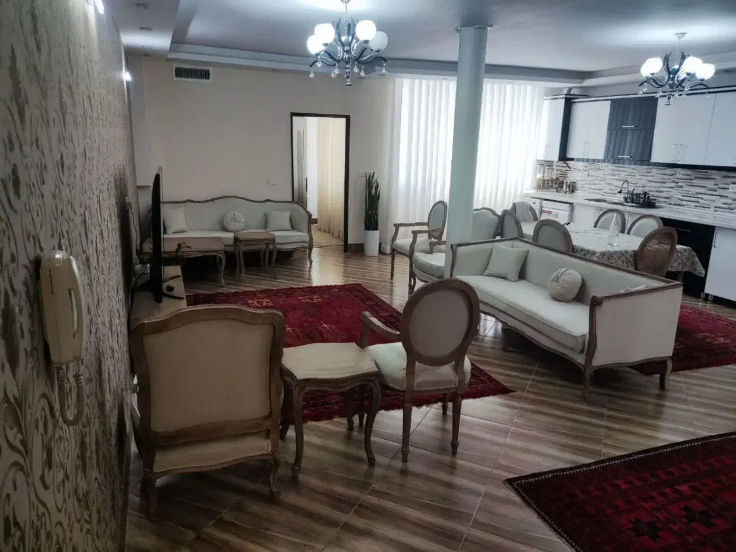 اجاره آپارتمان شکسته ۱۳۰ متری