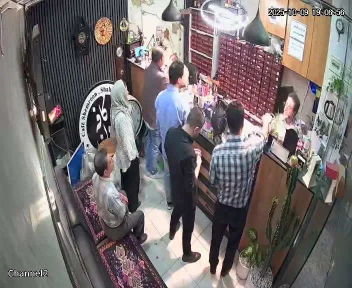 اجاره 20 متر مغازه ساعت سازی