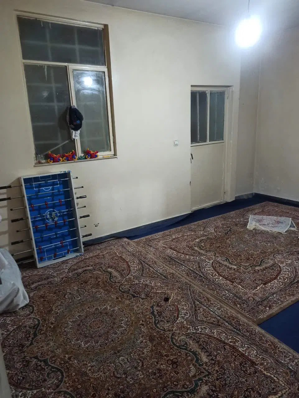 رهن خانه ویلایی۱۰۰متر حصار خط چهارم با پارکینگ