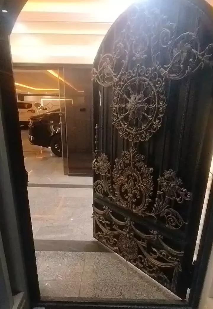 فروش آپارتمان نوساز لوکس