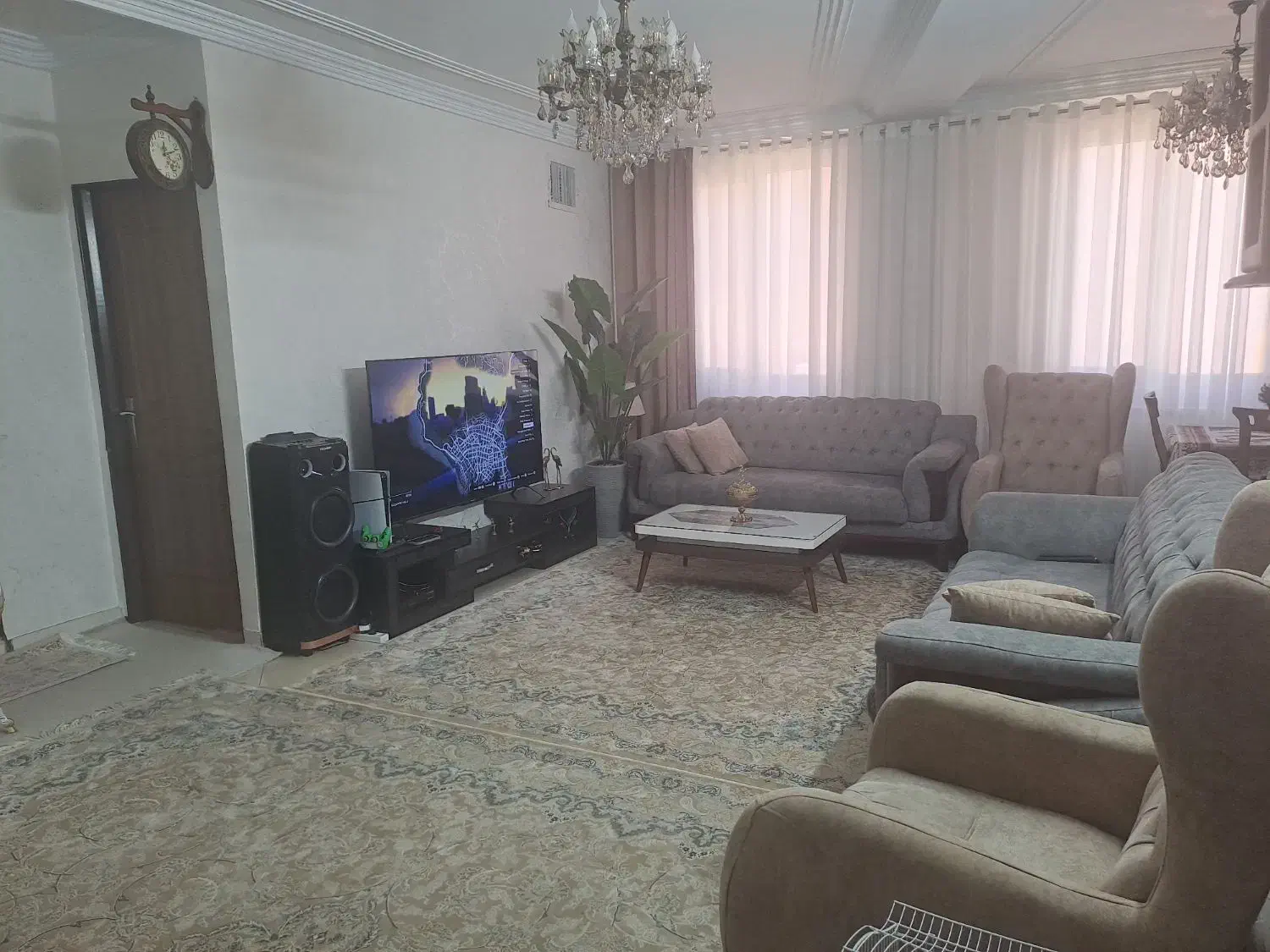 واحد۶۷متری نورگیروخوش ساخت میدان بهاران