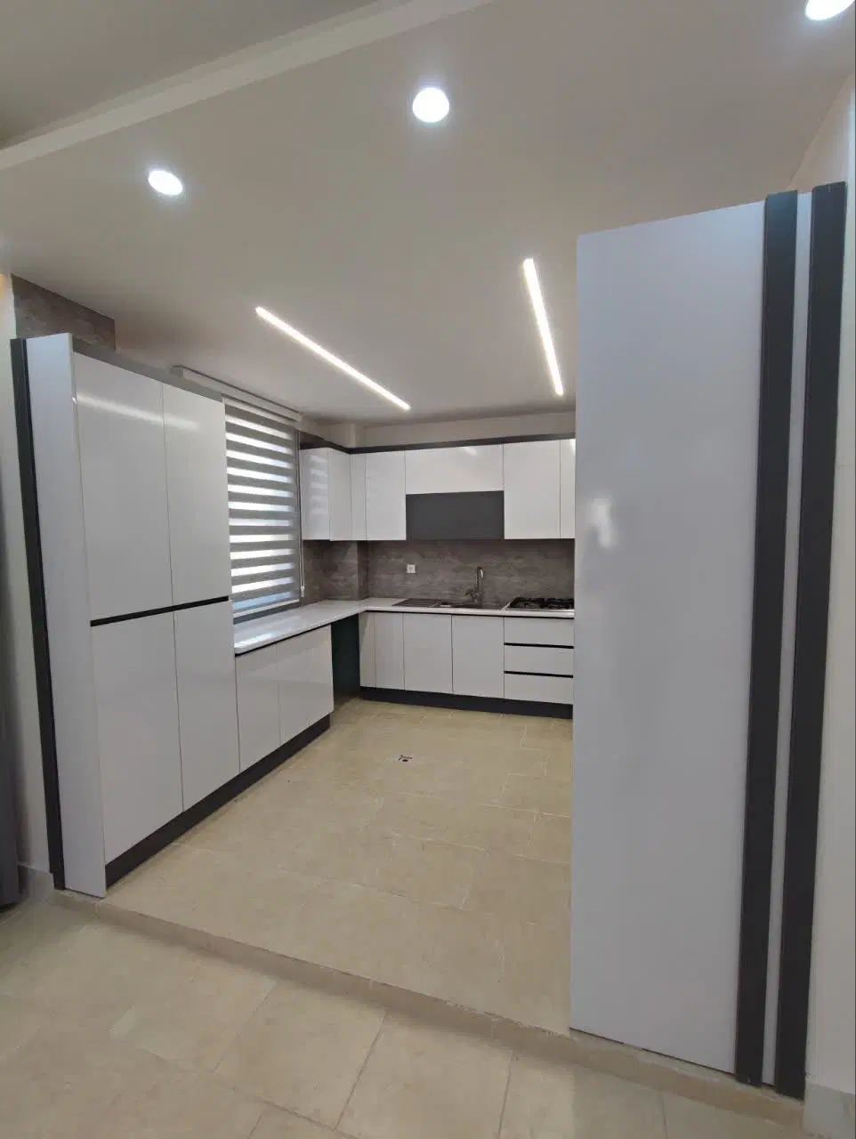 ۸۶متری شیک وتمیز