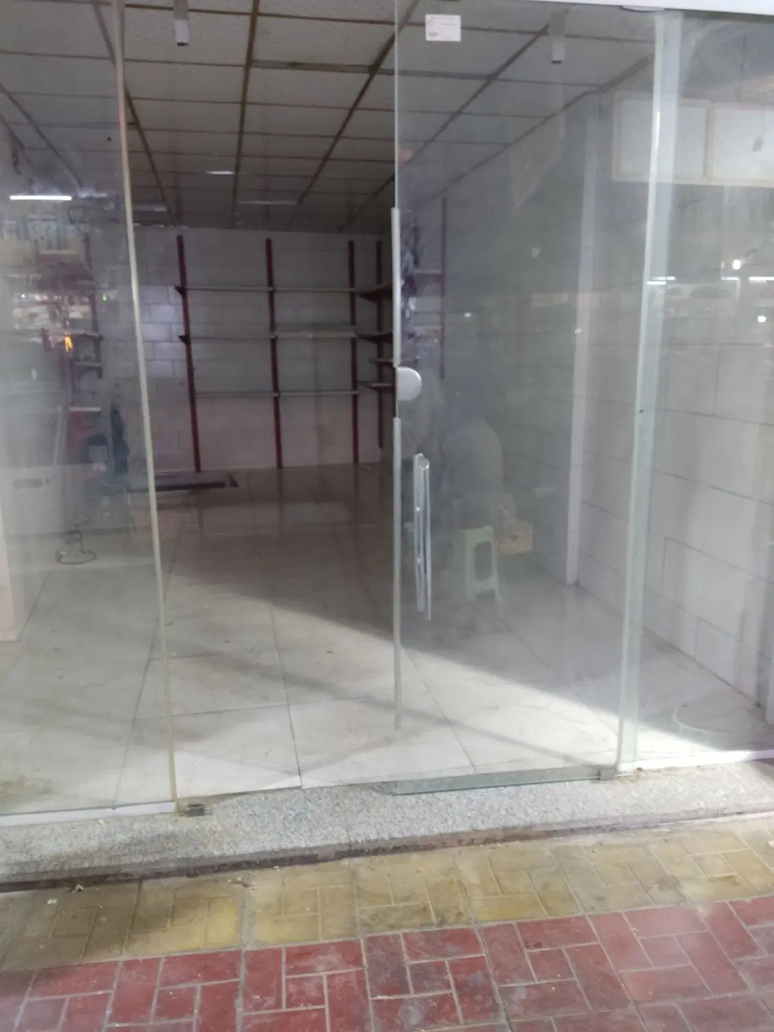 رهن و اجاره مغازه در خیابان سادات