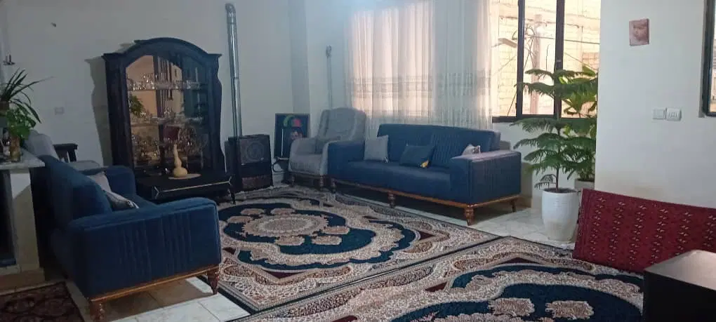 رهن آپارتمان  ۱۰۰ متری کمالشهر