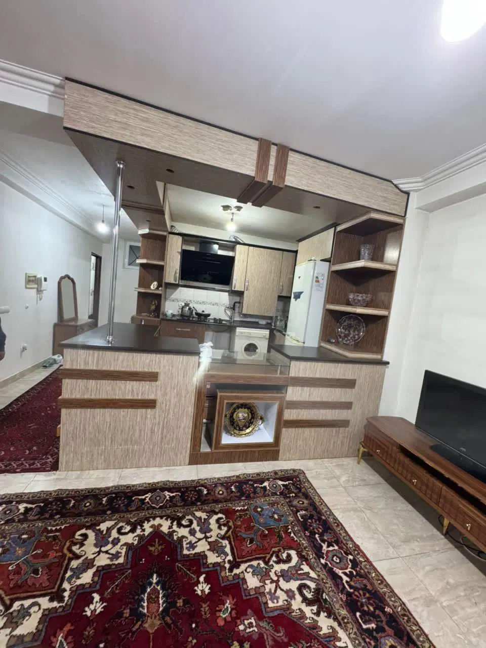 اجاره واحد تمیز (نصف راه- اشکان-کوی شهید عطری)