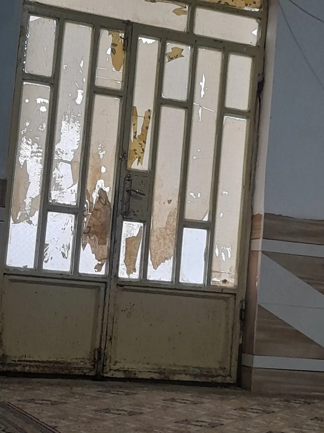 خانه۳۰۰ متری برای فروش