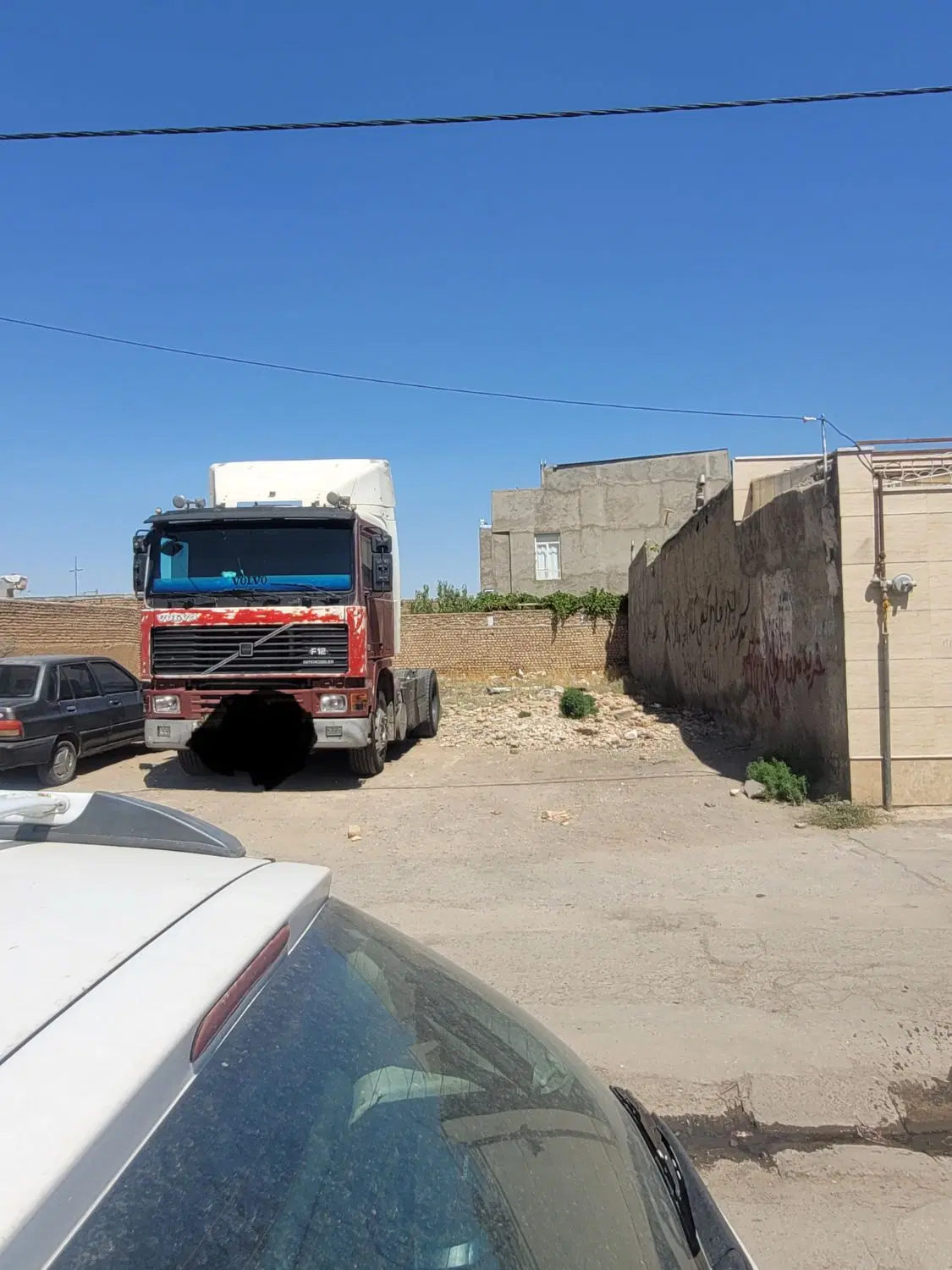 زمین فروشی