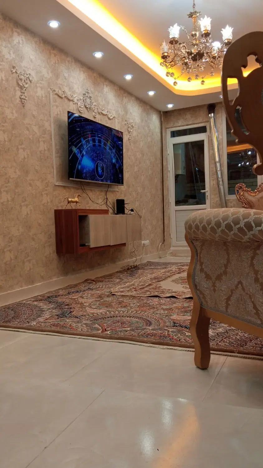 اجاره واحد۶۰متری