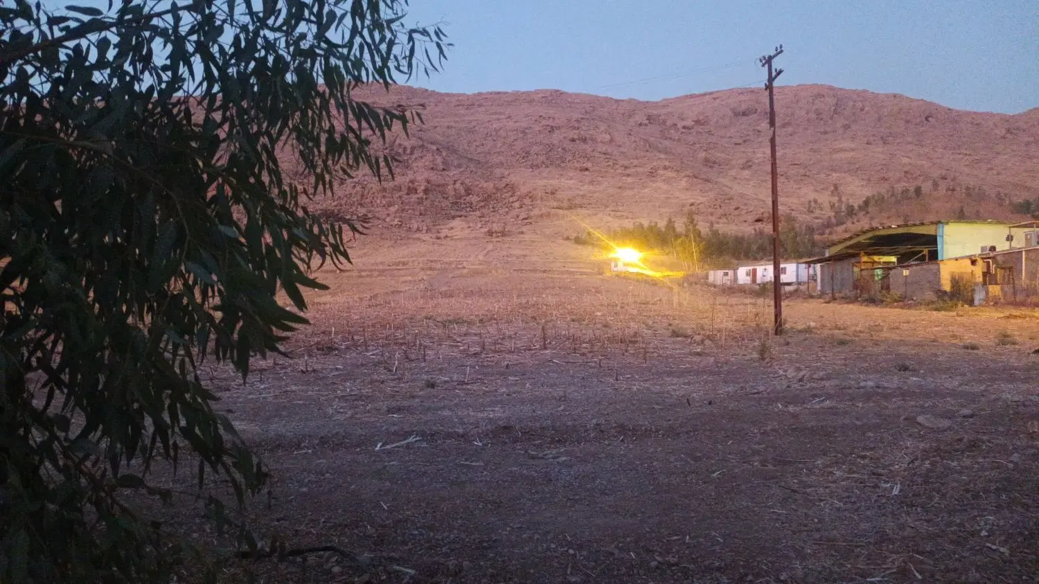 ۱۰۸۸ متر زمین خام