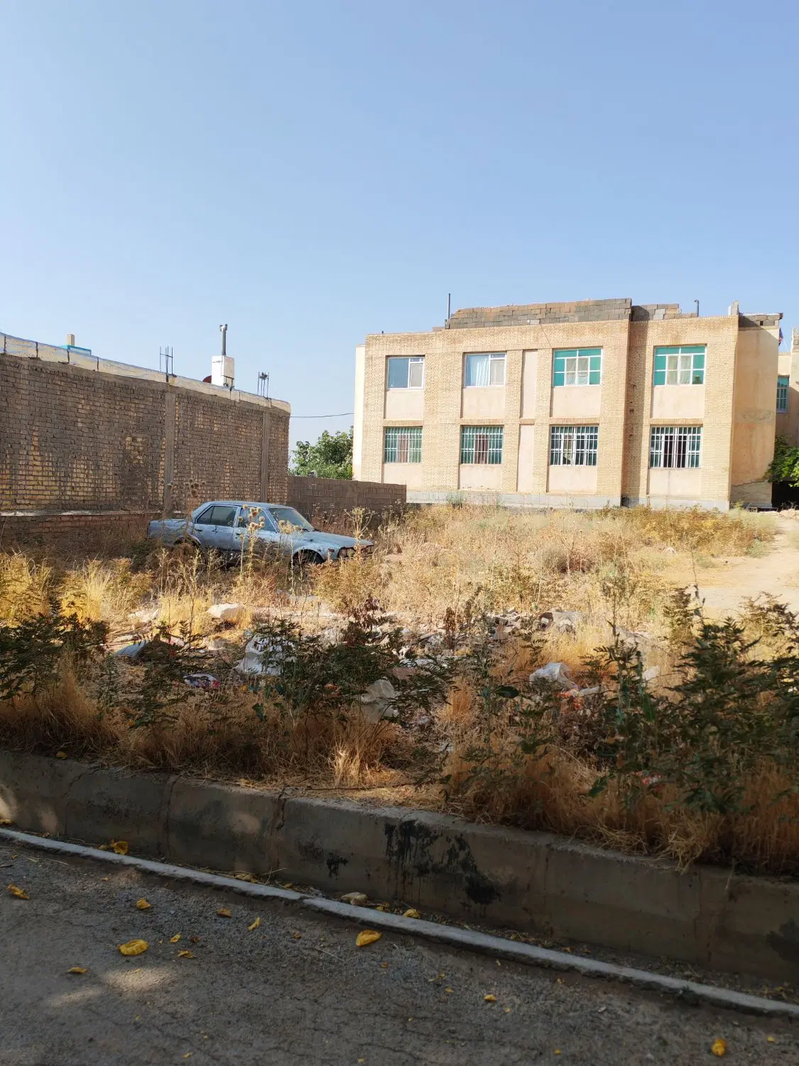 فروش زمین جهاد سازندگی