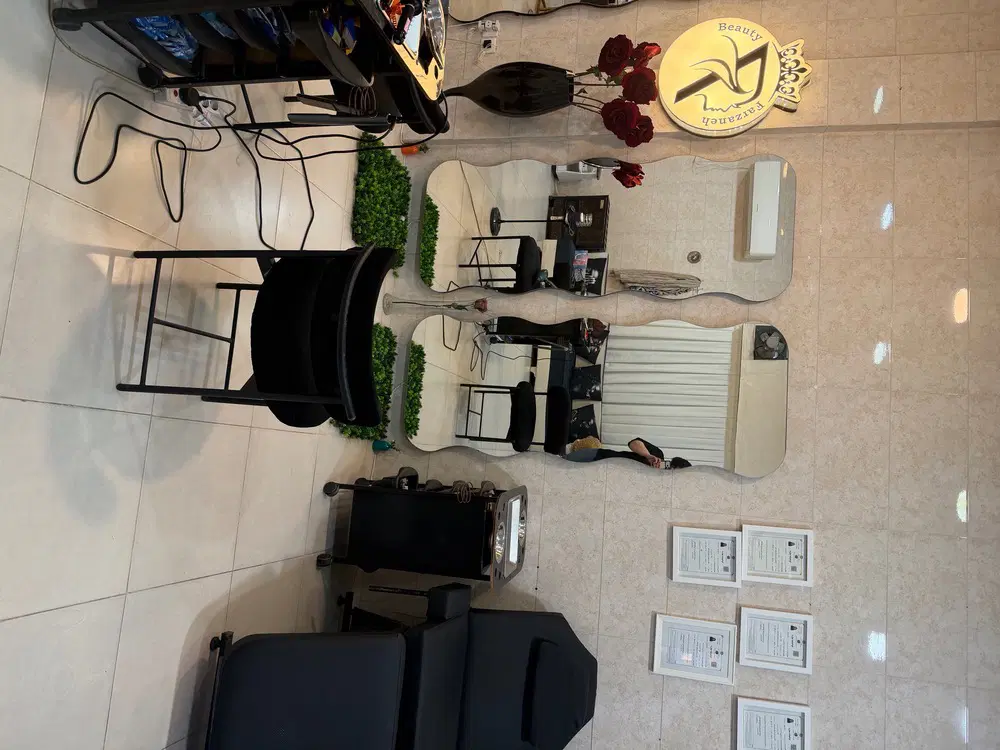 فروش مغازه ۵۰متری با مالکیت