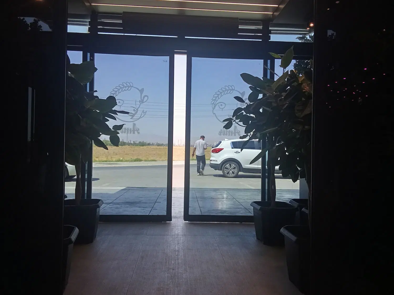 مغازه نصرت آباد زمین رجبی